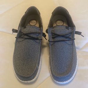 Hey Dude Men’s slip ons